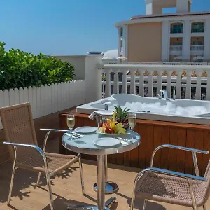 Double Room Spa Bath