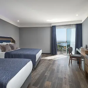 Deluxe Double Room Side Sea View